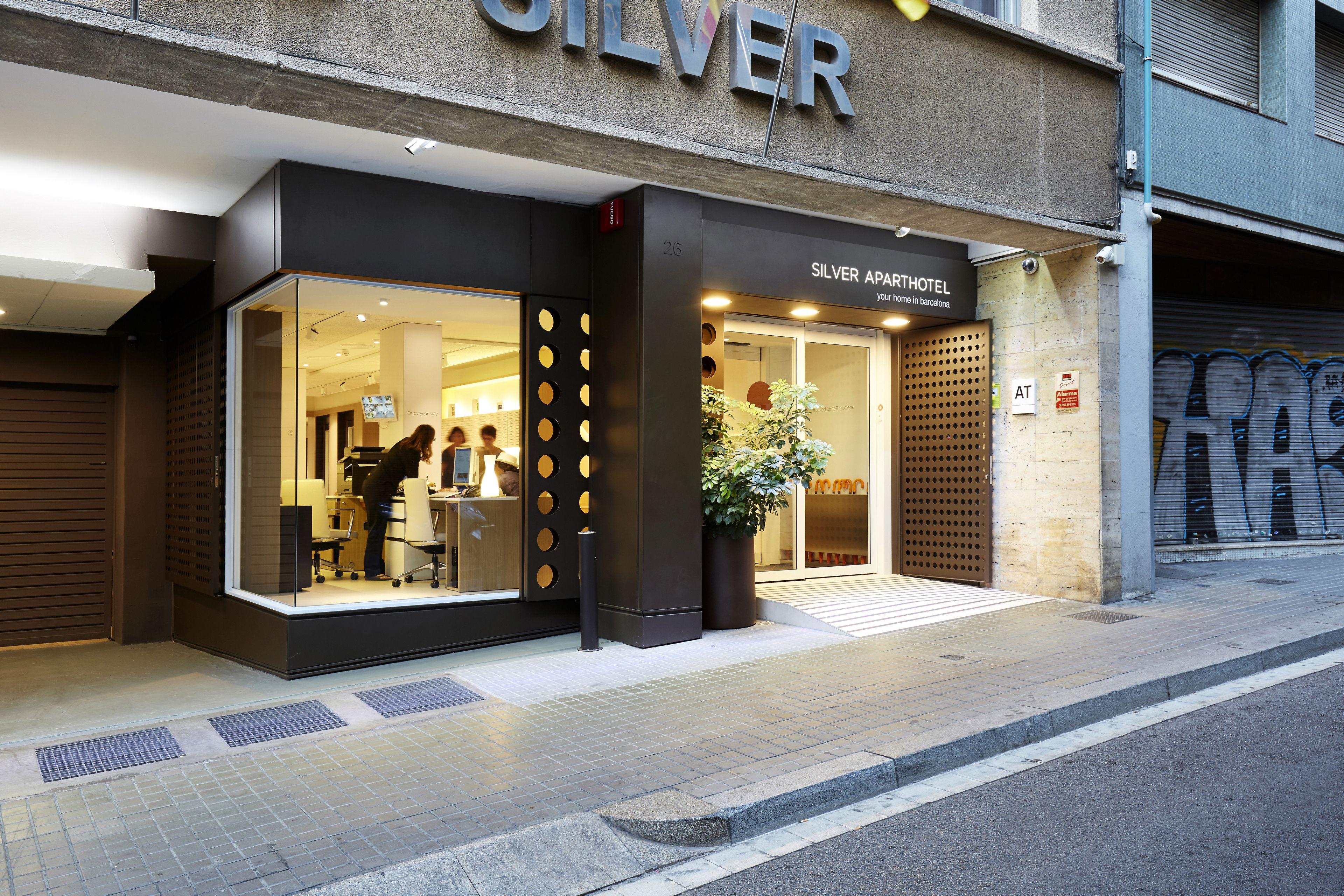 Aparthotel Silver — Photos 1
